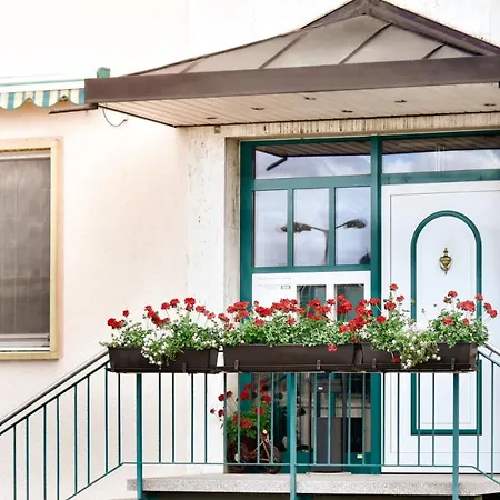 Pension Brenz Отель