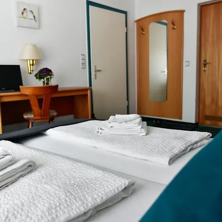 Pension Brenz Отель